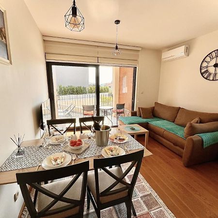 Fides Stylish Apartments Tivat With Pool Zewnętrze zdjęcie