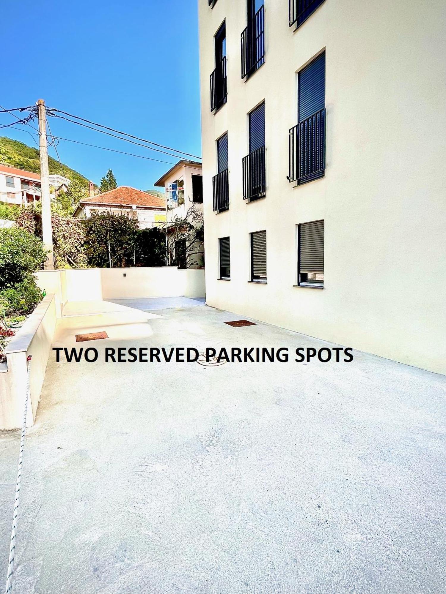 Fides Stylish Apartments Tivat With Pool Zewnętrze zdjęcie